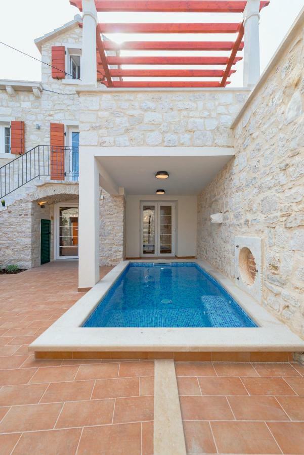 Holiday Home Rocca Supetar Ngoại thất bức ảnh