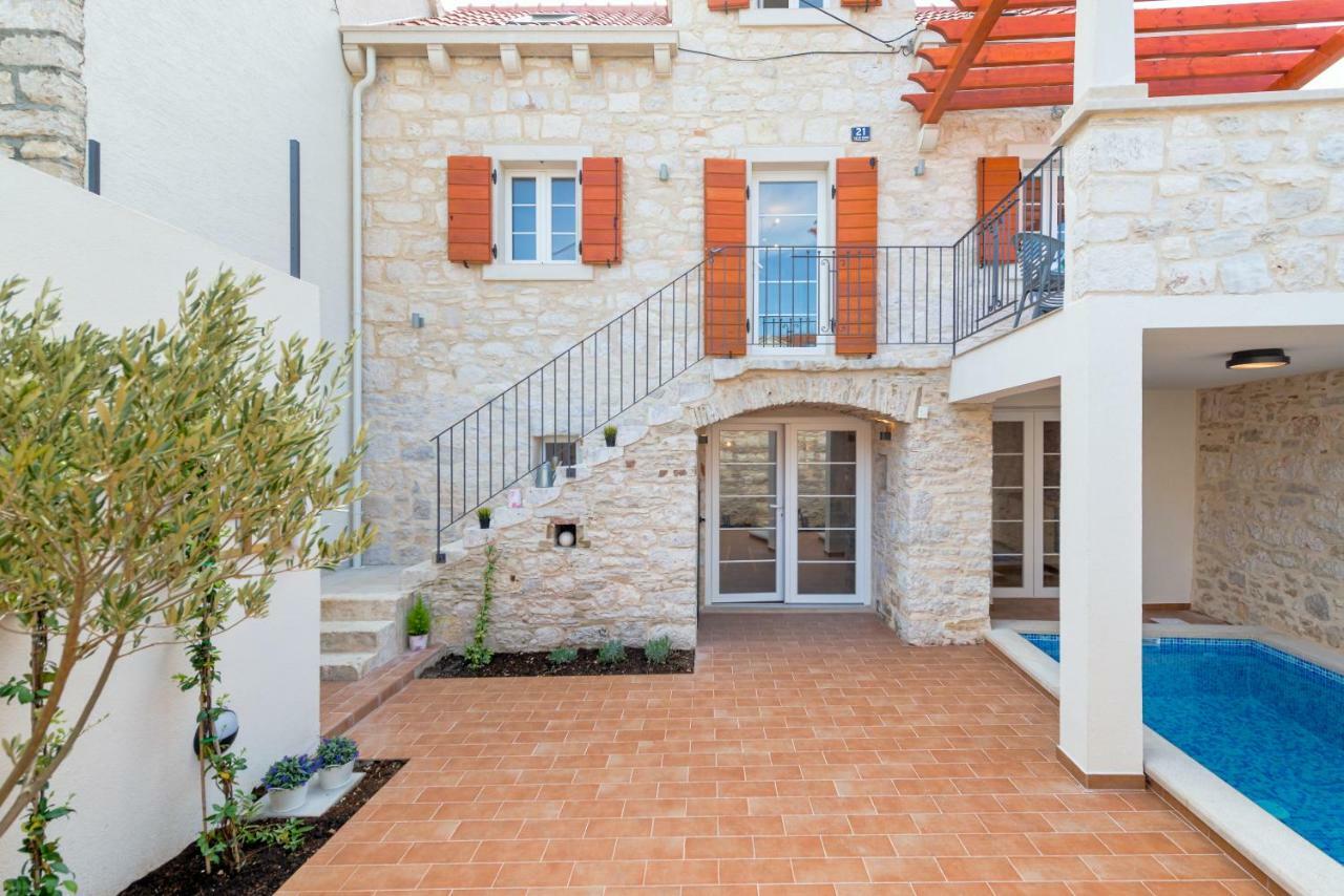 Holiday Home Rocca Supetar Ngoại thất bức ảnh