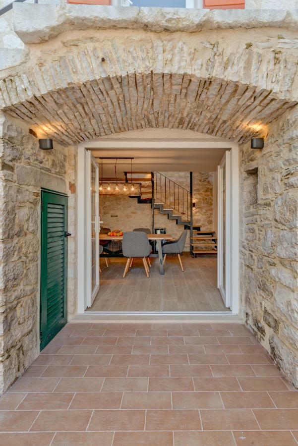 Holiday Home Rocca Supetar Ngoại thất bức ảnh
