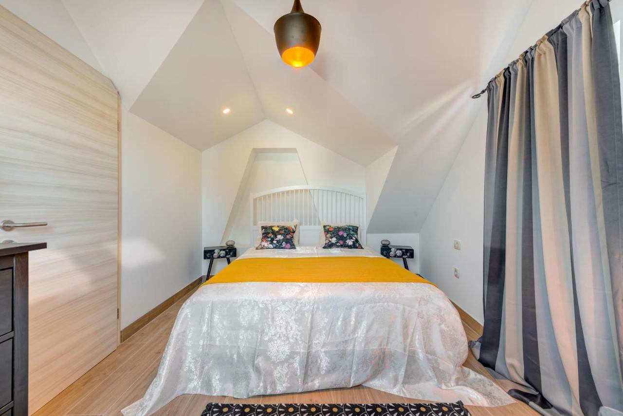 Holiday Home Rocca Supetar Ngoại thất bức ảnh
