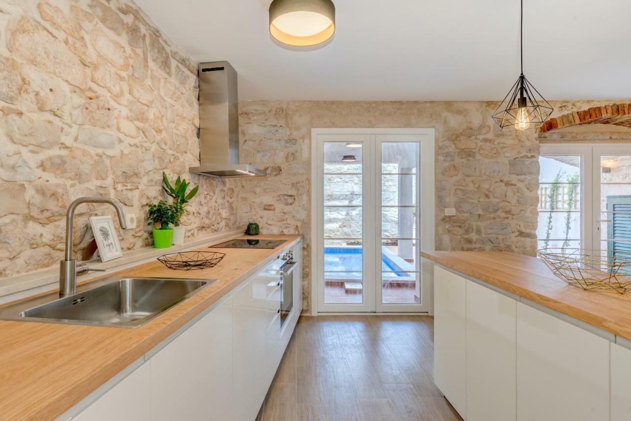 Holiday Home Rocca Supetar Ngoại thất bức ảnh